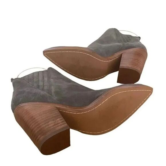 Marc Fisher Suede Leather Gadri Pointed Toe Bootie Gray SZ 6.5 - Picture 7 of 11